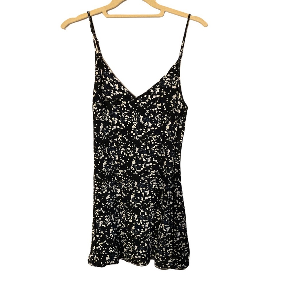 Aritzia Black and White Floral Dress